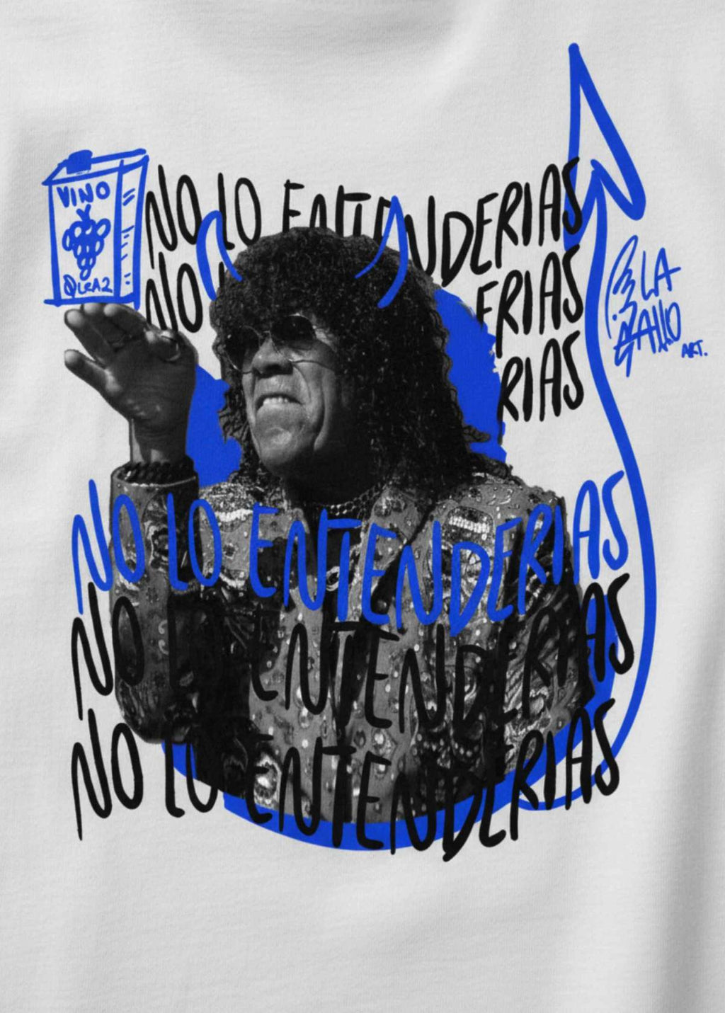 Detalle del estampado trasero de la camiseta “La Mona”. Textura y acabado orgánico con arte digital independiente.